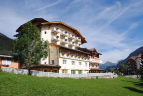 Гостиница Dolasilla Park Hotel, Виго-Ди-Фасса